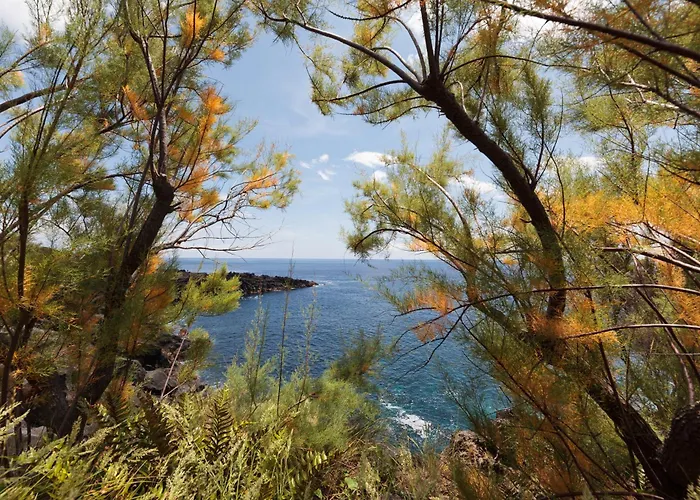 Casas Da Pedreira * Lajes do Pico