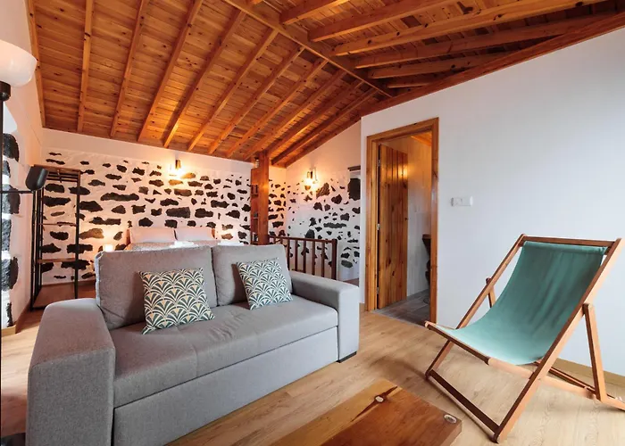 Casas Da Pedreira Lajes do Pico