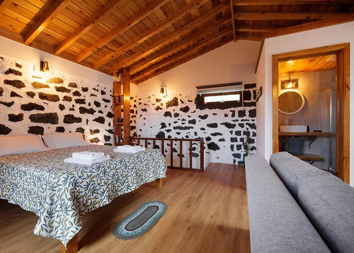 Casas Da Pedreira Lajes do Pico